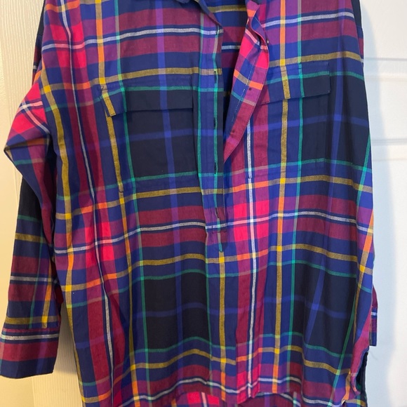 Tunic style flannel plaid shirt Great with leggings Worn once - Picture 5 of 6